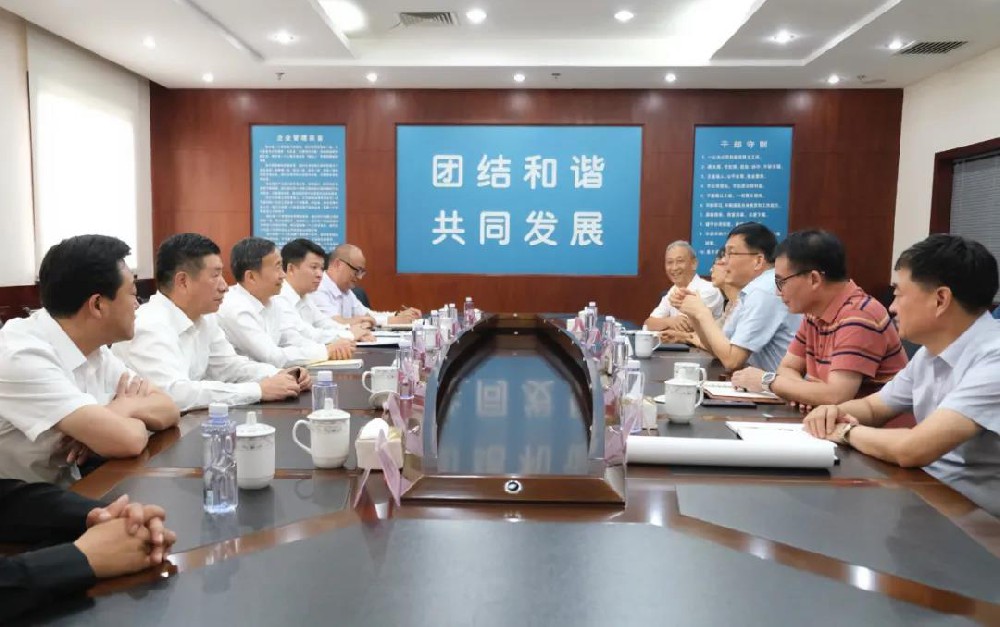 杭州市臨安區(qū)委書記到我司考察